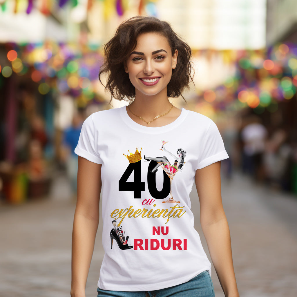 Tricou personalizat – „Cu experiență, nu riduri”