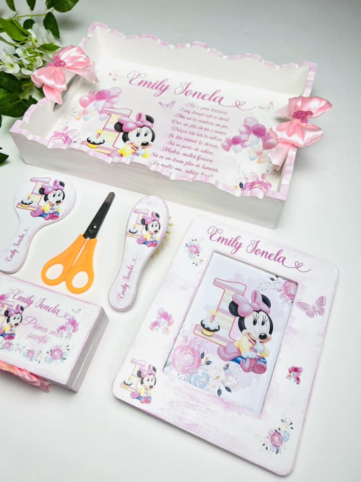 Set tăierea moțului "Minnie Emily"