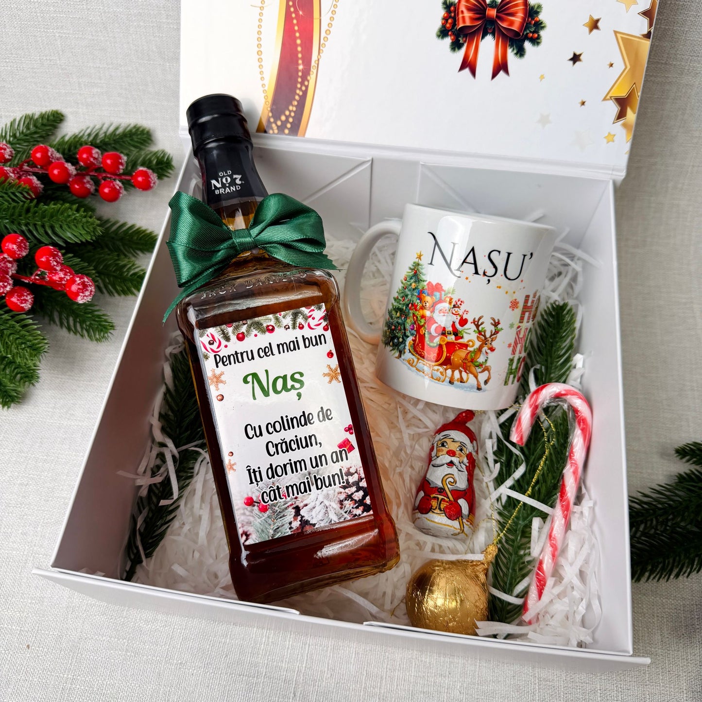Cutie Cadou Crăciun – Sticlă Jack Daniels, cană și ciocolate