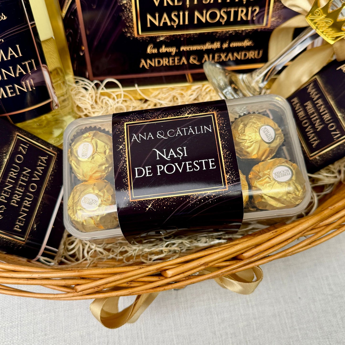 Coș cerere Nași - negru&auriu