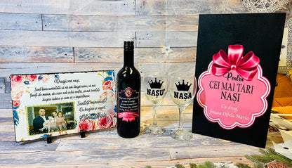 Set cadou nași de botez "Cutie cu Placă de Ardezie, vin și pahare