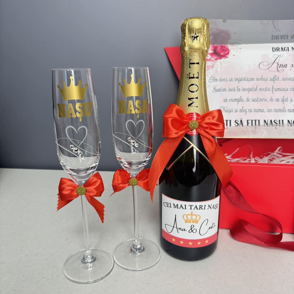 Cutie Moet "Vreți să fiți nașii noștri"