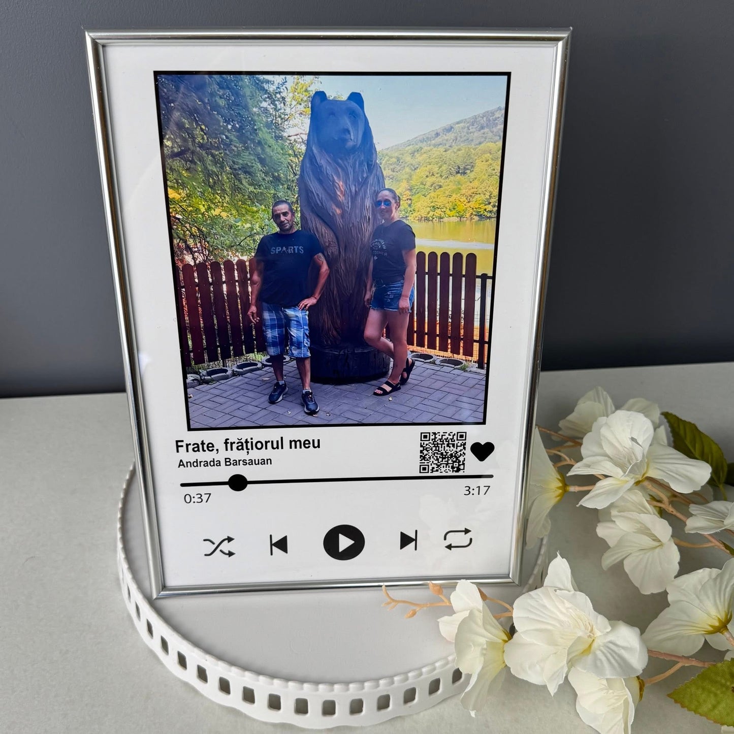 Ramă cu melodie - YouTube