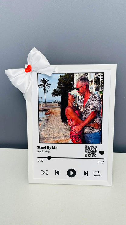 Ramă cu melodie - YouTube