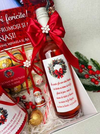 Cutie Cadou Crăciun – Sticlă vin, lumânare și Ferrero Rocher