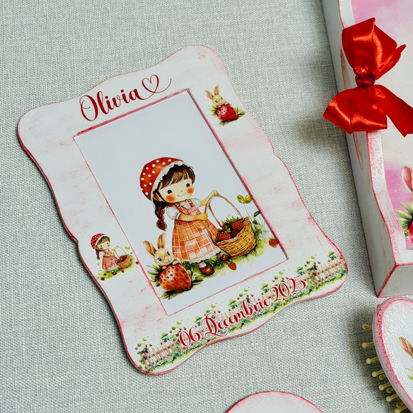 Set tăierea moțului "Căpșunica Olivia"