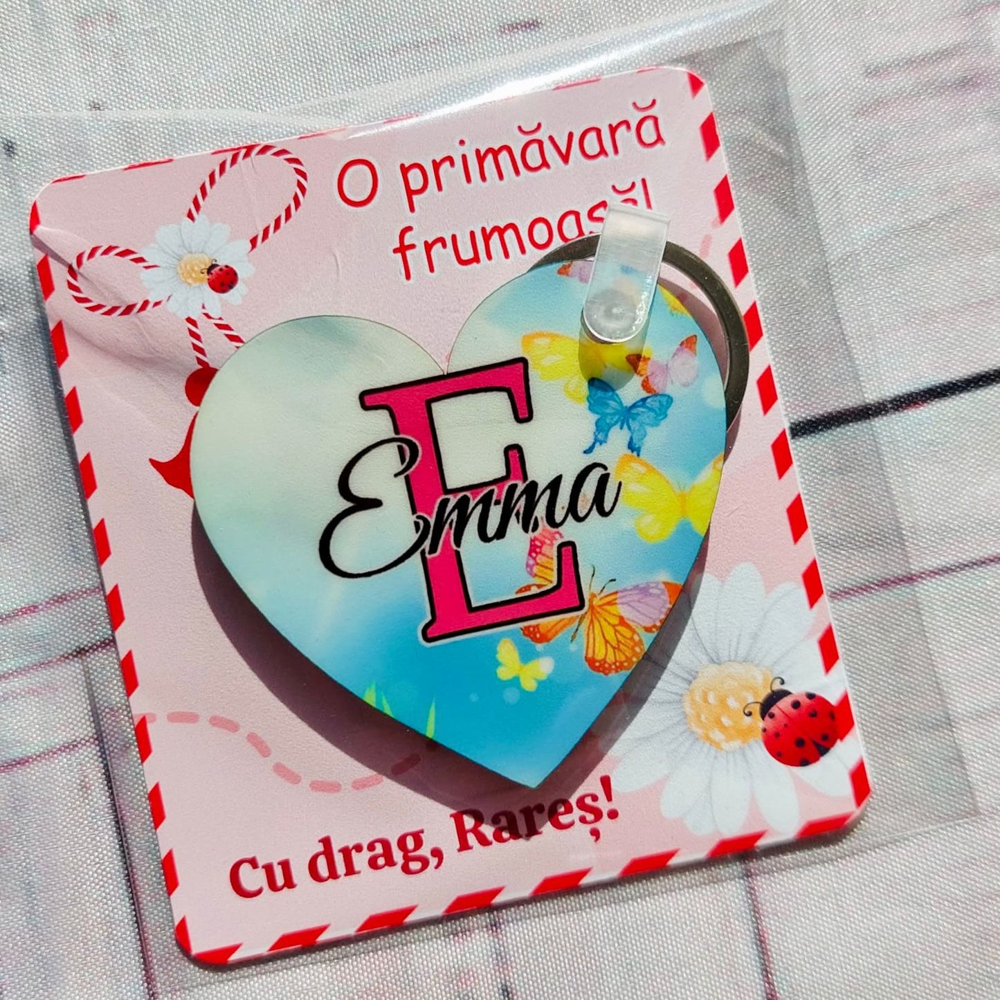 Breloc inimă – Mărțișor cu nume și inițială