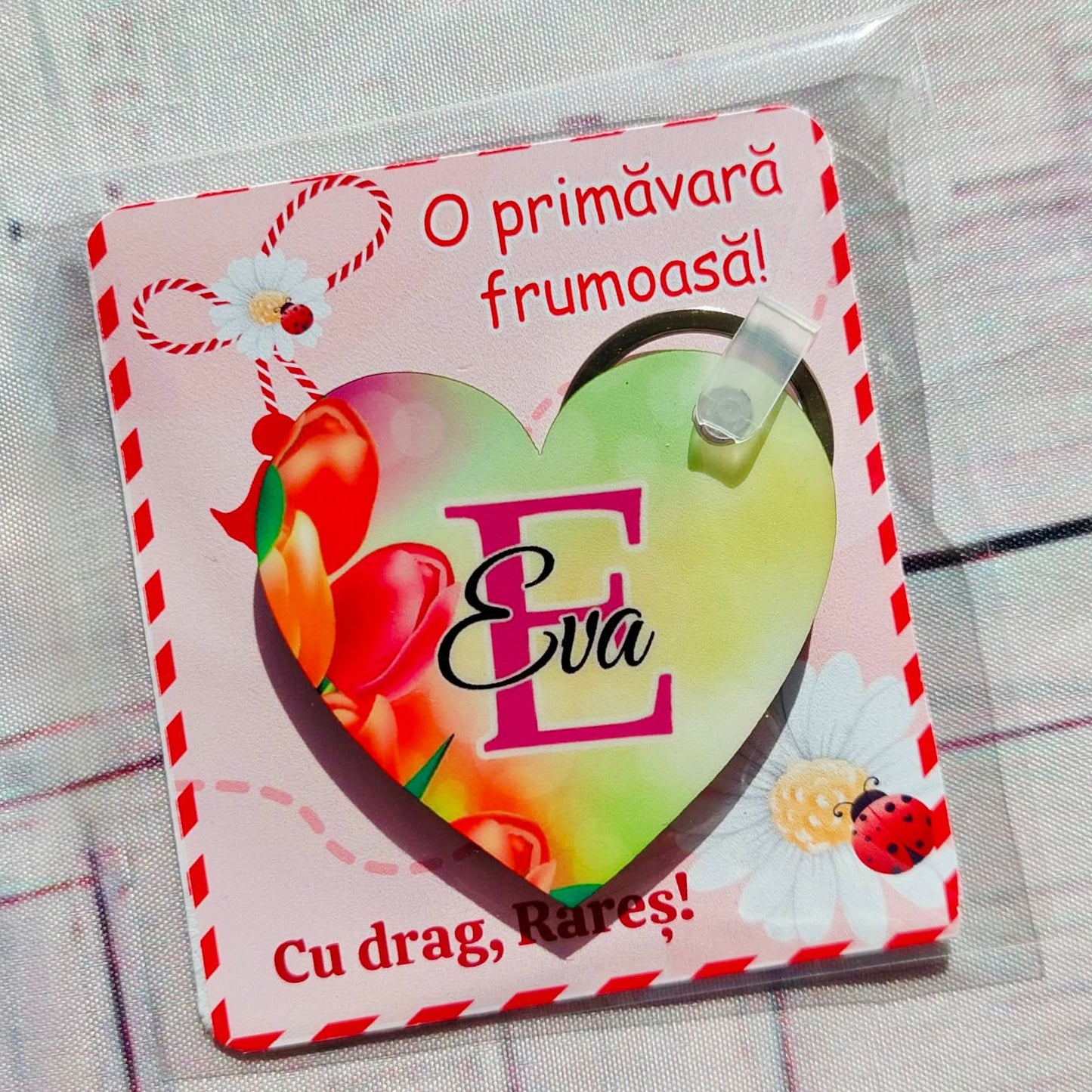 Breloc inimă – Mărțișor cu nume și inițială
