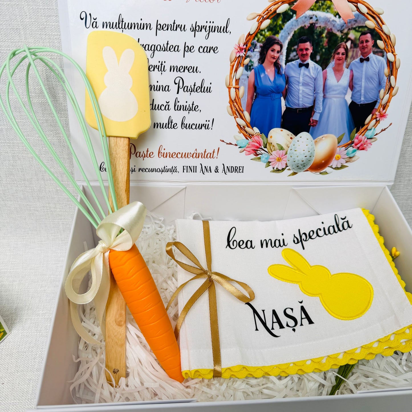 Cutie pentru nași cu poza - tematica Paște