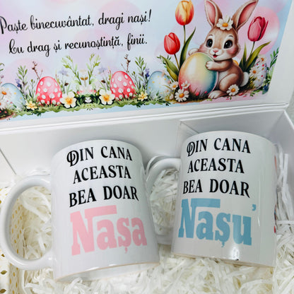 Cutie pentru nași cu ramă foto, vin, 2 căni, și ciocolată - tematica Paște