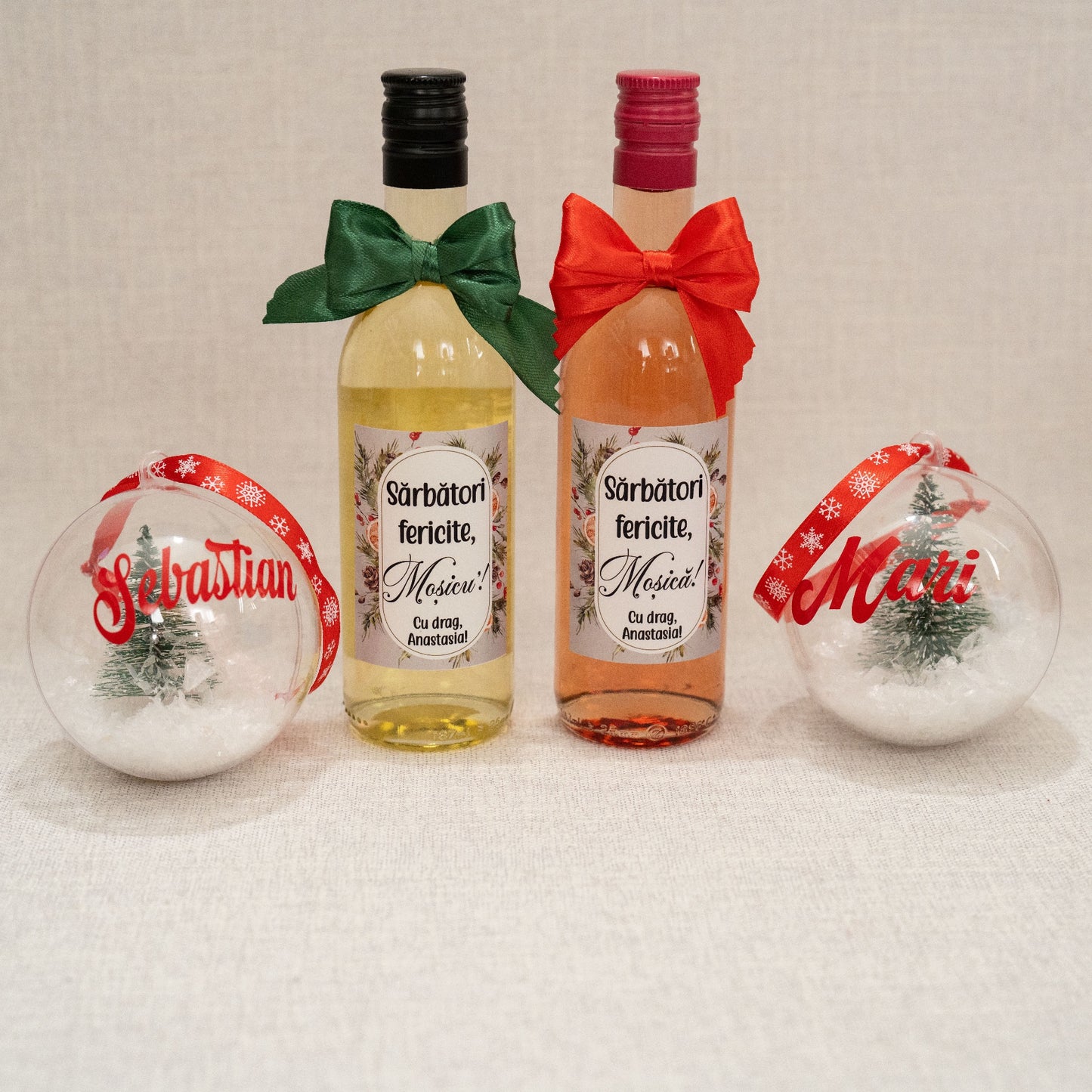 Set Cadou  – Vin și Globuri de Crăciun 