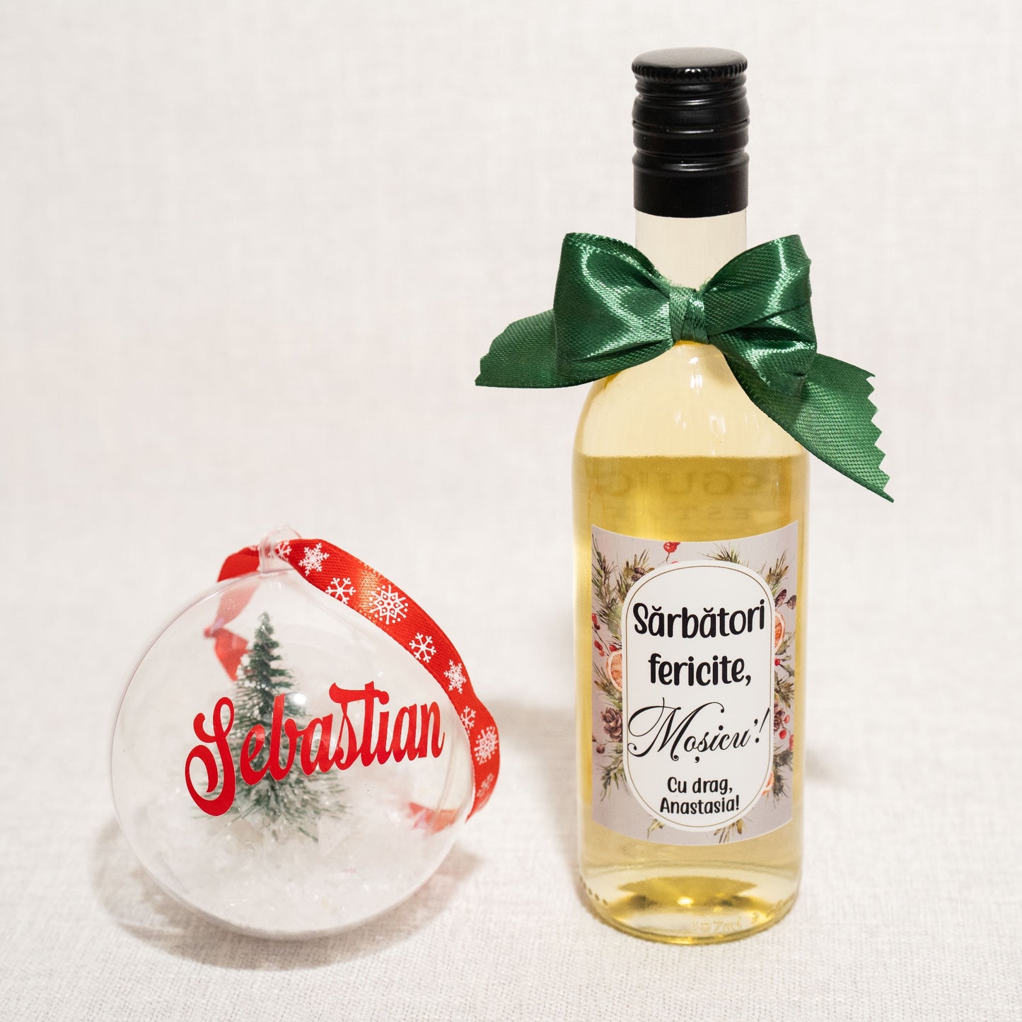 Set Cadou  – Vin și Globuri de Crăciun 