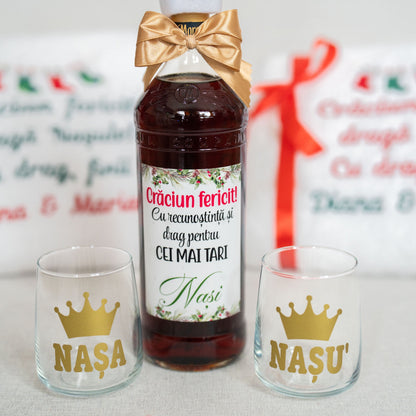 Prosoape brodate și Sticlă de Rom